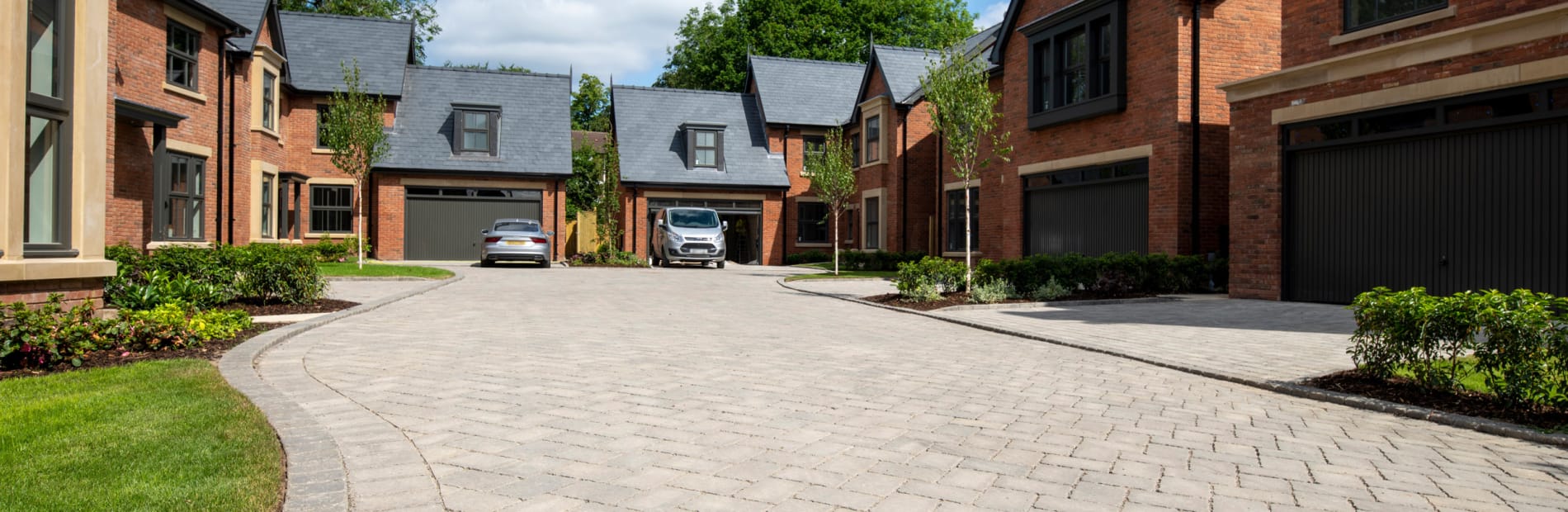 Tegula Priora Pennant Grey Access Road