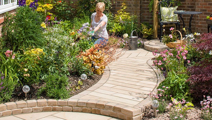 Natural stone paving