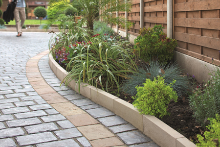 Kerb and edging products for builders