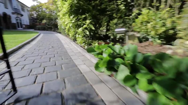 Garden Fly Through: Drivesys Split Stone