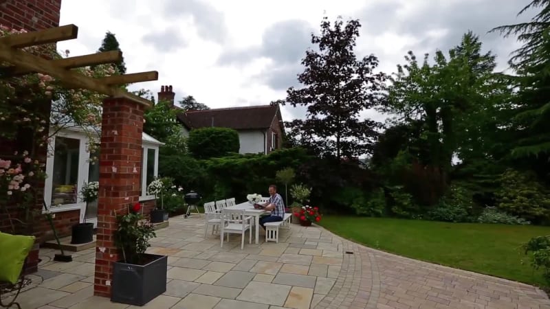 Garden Fly Through: Drivesett Tegula