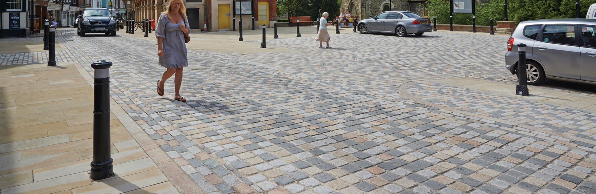 granite cobbles laid in road